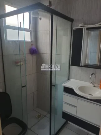 Imagem Casa à venda no Condomínio Moradas, no bairro Recreio dos Bandeirantes, Uberaba - 3 dormitórios, portaria 24 hrs