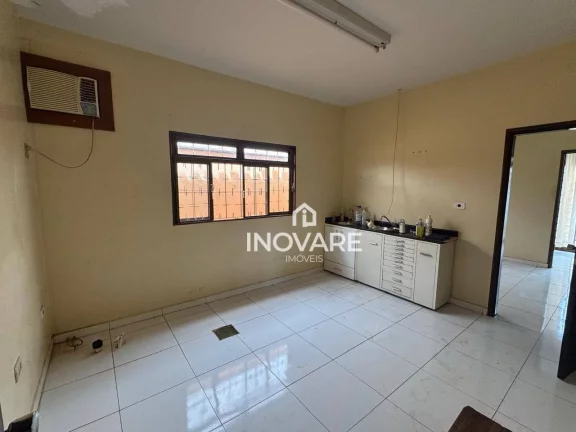 Imagem Casa com 4 dormitórios à venda, 135 m² por R$ 460.000,00 - Setor Santos Dumont - Itumbiara/GO