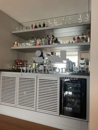 Imagem Apartamento Garden à venda na Vila Madalena com 150m2 , 2 suítes e 2 vagas.