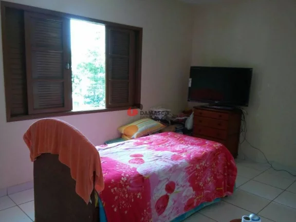 Imagem Sobrado à venda 3 Quartos, 3 Vagas, 131M², Campestre, Santo André - SP