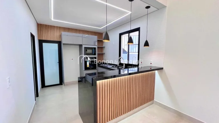 Imagem Apresentamos uma belíssima casa de luxo localizada no exclusivo Condomínio Portal do Jequitibá, e...