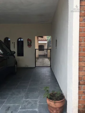 Imagem Imóvel à Venda no Guarujá/SP | 2 Casas no Mesmo Terreno | 900m da Praia