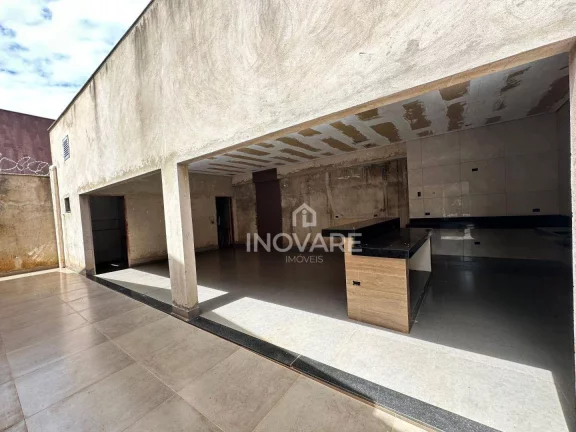 Imagem Casa com 3 dormitórios à venda, 209 m² por R$ 550.000,00 - Setor Paranaíba - Itumbiara/GO