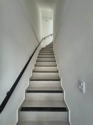 Imagem CASA COM 42 m² - VILA VOTURUÁ - SAO VICENTE SP