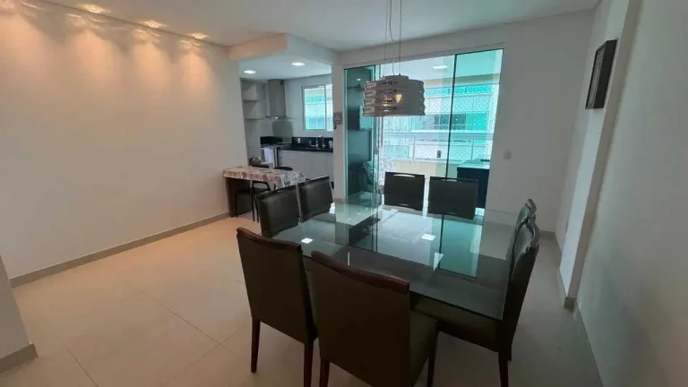 Imagem Apartamento com 3 dormitórios sendo 1 suíte e 2 vagas de garagem em Itapema/SC
