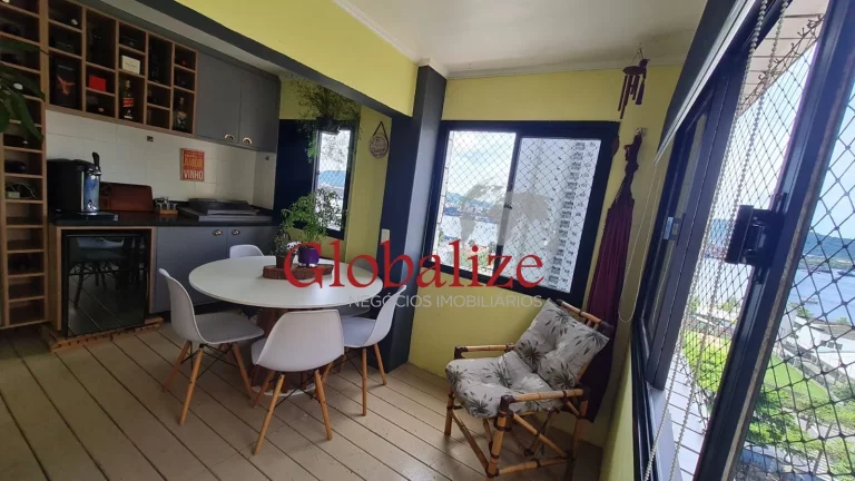 Imagem Lindo apartamento à venda na Ponta da Praia, Santos-SP! 2 quartos, 1 suíte, 1 sala, 2 banheiros, 1 vaga de garagem, 103,00 m² de área.
