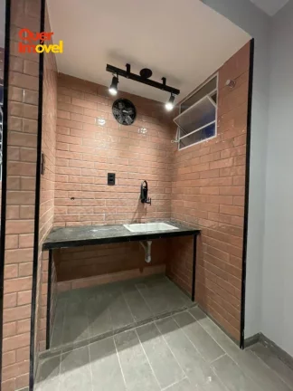 Imagem Apartamento à venda no Centro de Ribeirão Preto-SP, 2 quartos, 1 sala, 2 banheiros, 94,00m² de área.