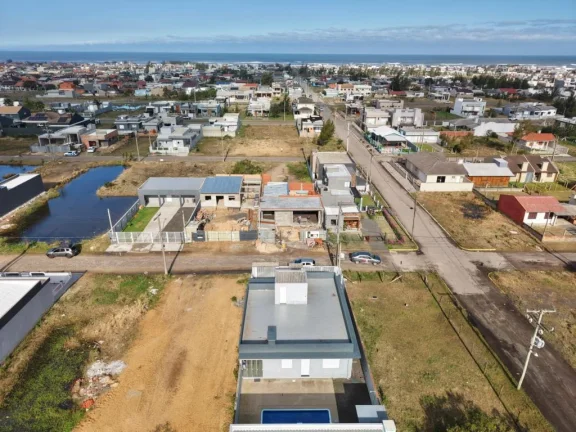 Imagem Casa 3 Dormitórios - Bairro Atlantida Sul