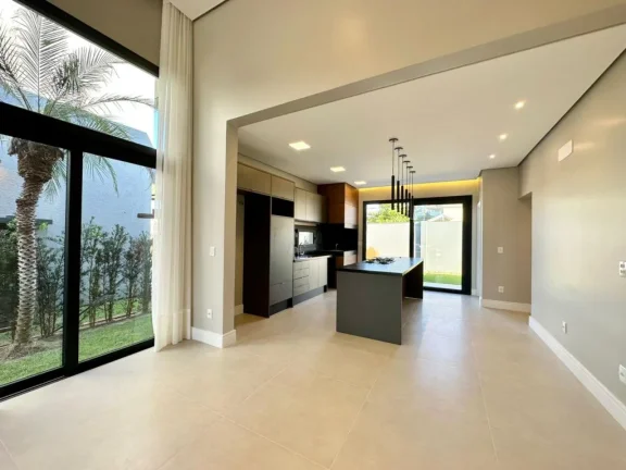 Imagem Casa em Condominio 4 Dormitórios - Bairro --