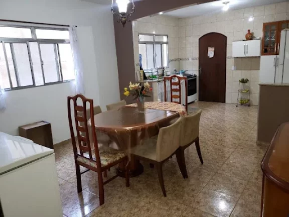 Imagem Sobrado com 4 dormitórios à venda, 240 m² por R$ 580.000,00 - Aeroporto - Guarulhos/SP