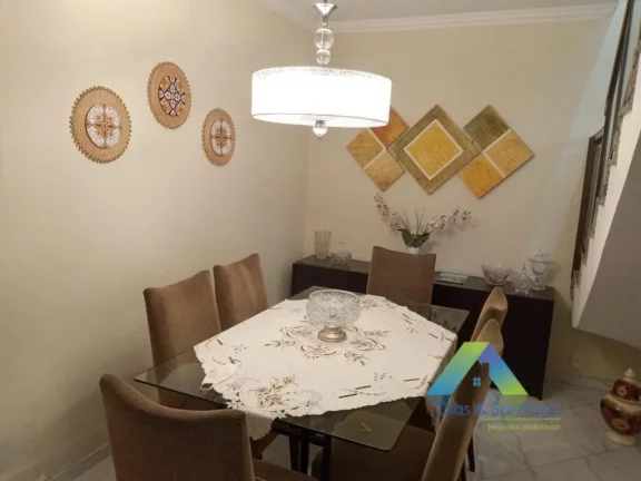 Imagem Sobrado com 2 Quartos e 3 banheiros à Venda, 170 m² por R$ 780.000,
