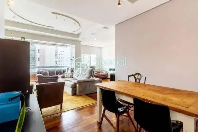 Imagem 115 metros 3 dormitórios 2 suítes 4 banheiros 2 vagas Condomínio bem localizado, andar alto, refo...