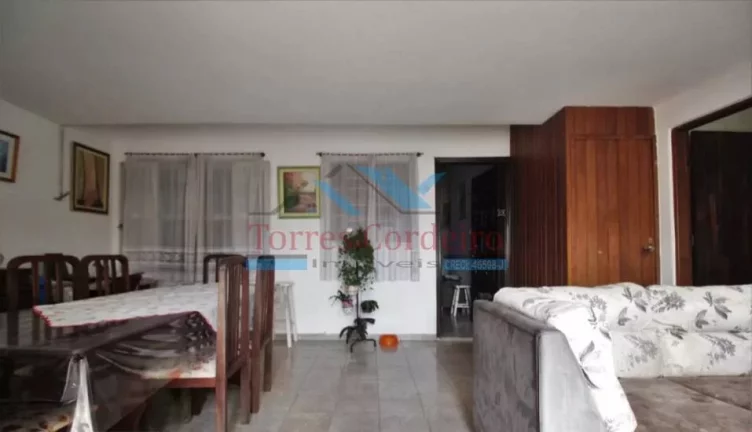 Imagem Casa com 2 dorm. + 2 vagas - Vila Morse
