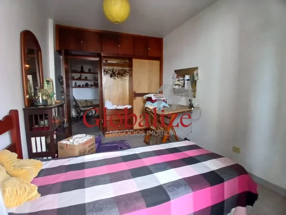 Imagem Apartamento 03 dormitórios sendo 01 suíte elevador e vaga de garagem demarcada Ponta da Praia R$ 900.000,00