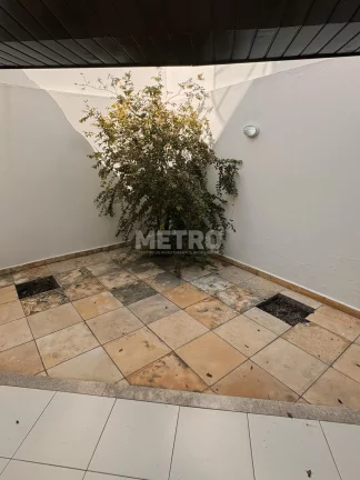Imagem Casa, Cond. Água Viva, Piscina, Gourmet com churrasqueira, 4 4, sendo 2 suítes