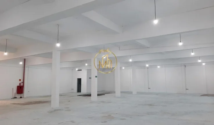 Imagem Galpão / Barracão para Venda em Santo André, Jardim Santo Antônio, 6 banheiros, 8 vag