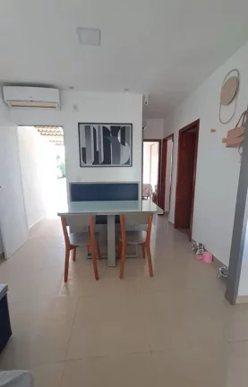 Imagem Casa em Condomínio para Venda em Cuiabá / MT no bairro Jardim Imperial