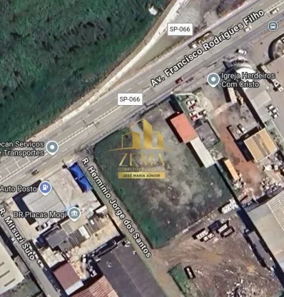 Imagem Terreno plano com 3000 m2, em frente a avenida, Excelente localização