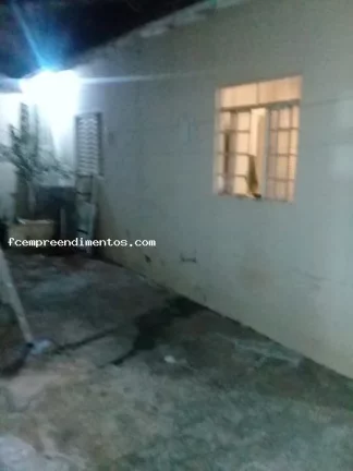 Imagem Casa para Venda em Limeira, Jardim Morro Azul, 2 dormitórios, 1 banheiro