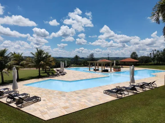 Imagem Procurando uma oportunidade de comprar um excelente terreno? Apresento o