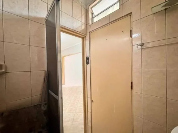 Imagem Casa para Alugar com 55mts, quintal no Jardim Rina