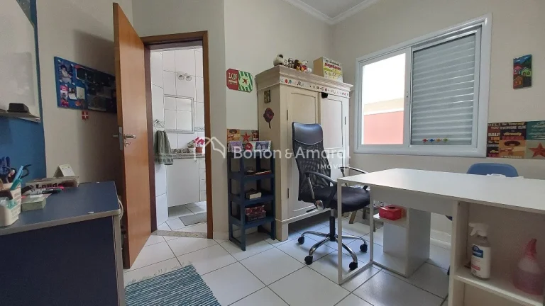 Imagem Imóvel aconchegante e com acabamento de muito bom gosto, ideal para quem busca conforto, privacidad...