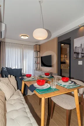 Imagem Apartamento para alugar com 2 quartos no condomínio Helbor B Liv Broklin, São Paulo - SP
