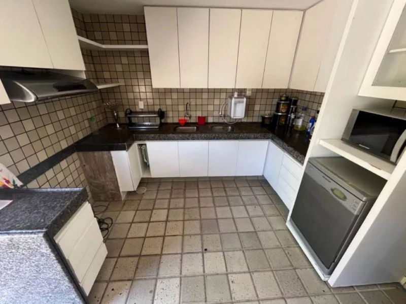 Imagem Casa à venda em Jaboatão dos Guararapes, Candeias, com 5 quartos, 360m2