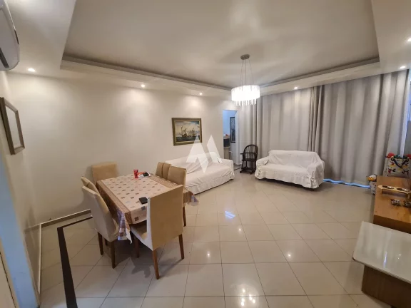 Imagem Apartamento na Segunda Quadra da Praia em Santos | 136m² | 3 Quartos | Elevador Privativo | Boqueirão