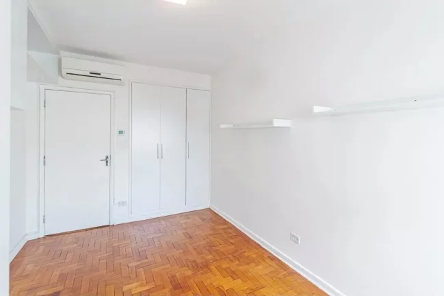 Imagem Apartamento 95M², 2Q, 2 Banheiros, 1 Vaga, Banheiro de Serviço, Split.