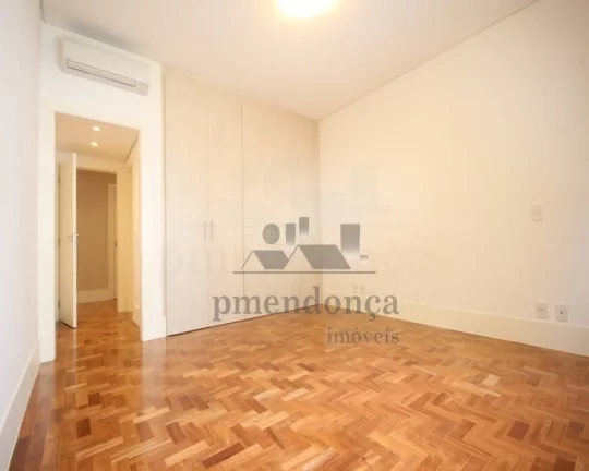 Imagem Apartamento 4 suites, 2 vagas, reformado