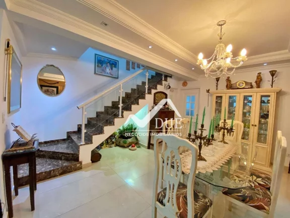 Imagem Casa com 4 dormitórios à venda, 218 m² por R$ 3.200.000 - Boqueirão - Santos/SP