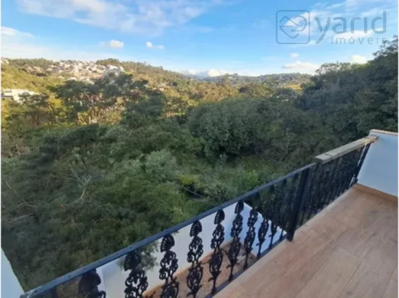 Imagem Imperdível oportunidade: Casa à venda em Jundiaí-SP, bairro Jardim Vale Verde - 2 quartos, 1 sala, 1 banheiro, 3 vagas, 120m².