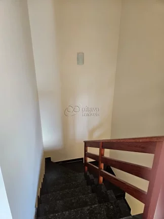 Imagem Casa para aluguel ou venda na Granja dos Cavaleiros, em condomínio, com 3 quartos sendo 1 suíte.
