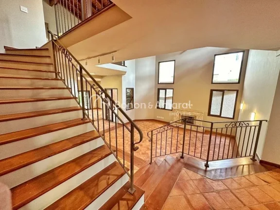 Imagem Casa de Alto Padrão à Venda - Espaço, Conforto e Sofisticação

Esta magnífica residência, loc...