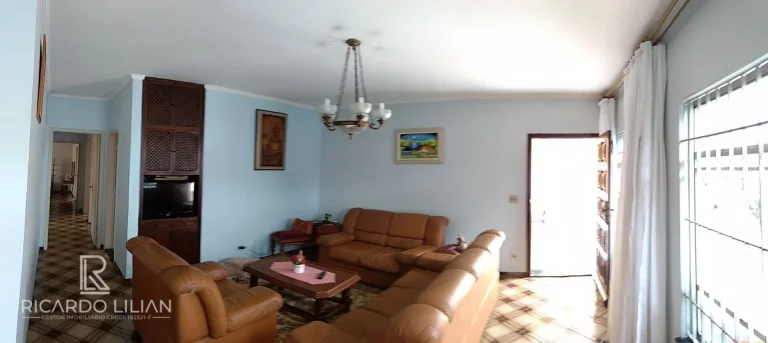 Imagem "Espetacular Casa Térrea na Vila Rosália, Guarulhos: Um Oásis Junto ao Lago dos Patos!"