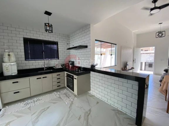 Imagem Casa linear, 3 quartos, mobiliada, Cond. dos Pássaros - Cabo Frio
