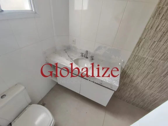 Imagem Casa duplex R$900.000, 03 dormitórios sendo 02 suítes, ótima localização, solário com churrasqueira, 01 vaga de garagem