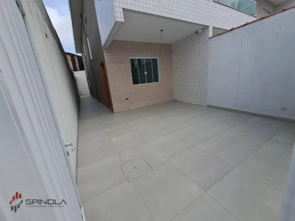 Imagem Sobrado com 3 dormitórios à venda, 104 m² por R$ 635.000,00 - Tude Bastos - Praia Grande/SP