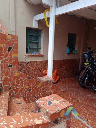Imagem CASA COM 2 DORMITÓRIOS, COM CASAS NO FUNDO NO METRO PRAÇA DA ARVORE !!