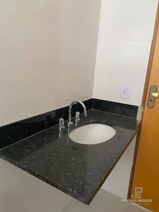 Imagem Casa à venda, 54 m² por R$ 219.900,00 - Cascata do Imbuí - Teresópolis/RJ