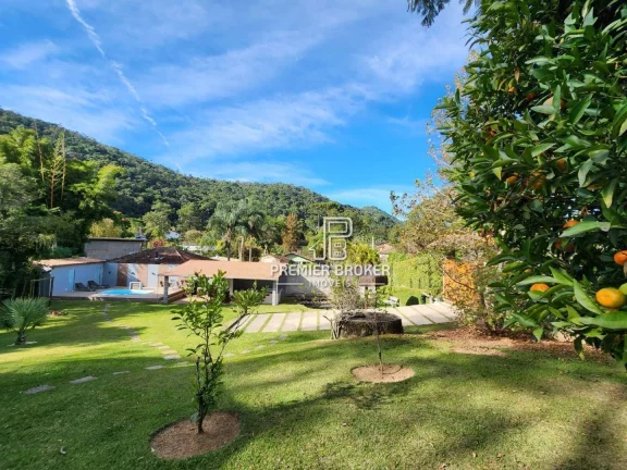 Imagem Casa à venda, 135 m² por R$ 999.000,00 - Albuquerque - Teresópolis/RJ
