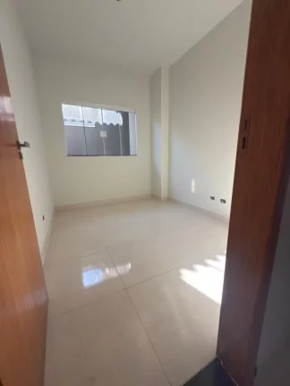 Imagem Alto Padrão para Venda em Sarandi, JARDIM DAS NASÇÕES, 3 dormitórios, 1 banheiro, 3 vagas