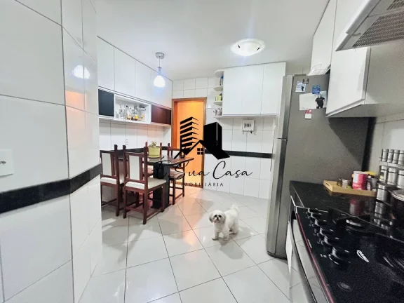 Imagem Casa a Venda 4 Quartos, Suíte e Closet, 4 Vagas Bairro Europa Contagem MG