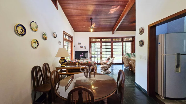 Imagem Casa com 3 dormitórios à venda, 195 m² por R$ 2.000.000,00 - Condomínio Lagoinha - Ubatuba/SP