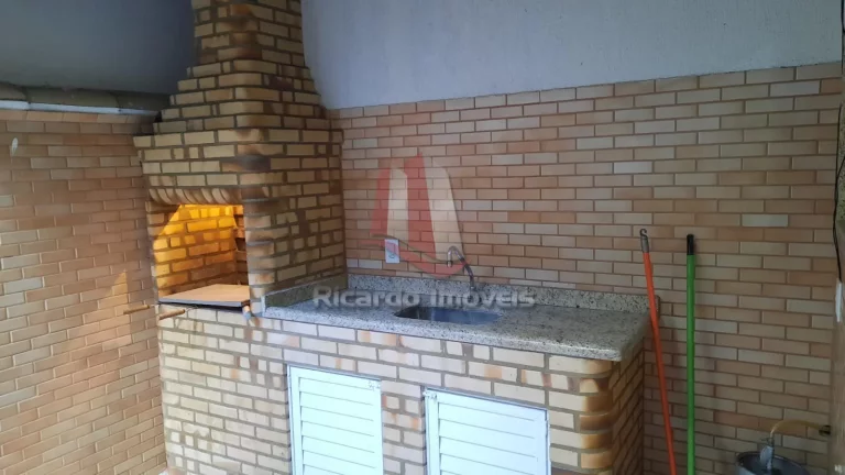 Imagem Lindo Triplex Semi Mobiliado Peró
