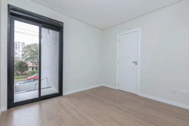 Imagem Sobrado 3 quartos em Condomínio no Campo Comprido.