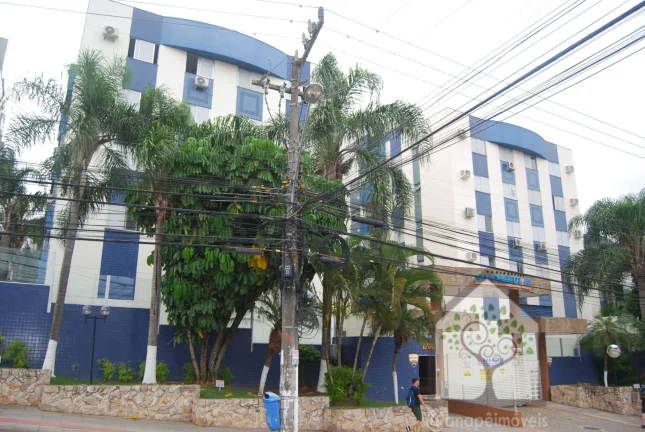 Imagem Apartamento com excelente posição solar, semimobiliado e pronto para morar!