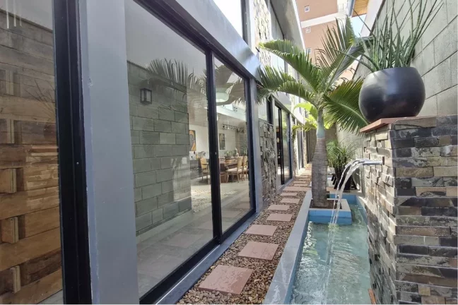 Imagem Casa com 3 Quartos à Venda, 225 m² em água Branca - São Paulo