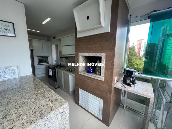 Imagem Apartamento à venda vom 3 dormitórios, 4 vagas de garagem em Balneário Camboriú